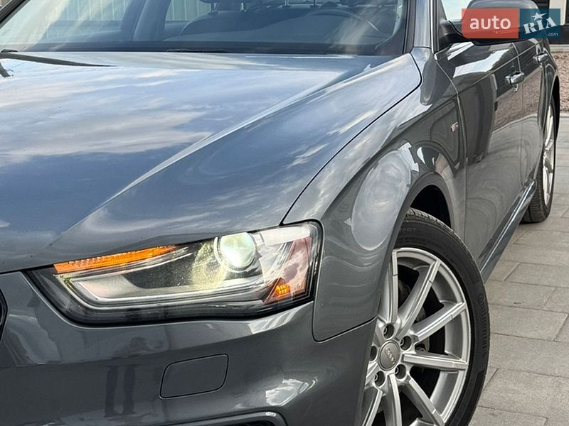 Седан Audi A4 2014 в Львове