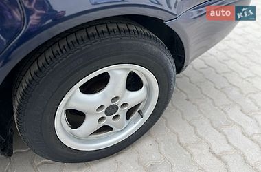Седан Audi A4 1997 в Львове