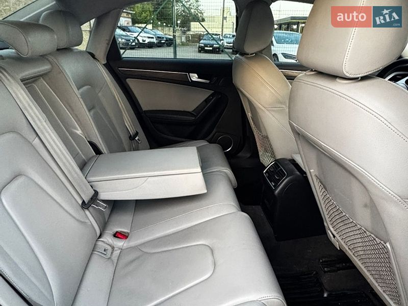Седан Audi A4 2015 в Запоріжжі