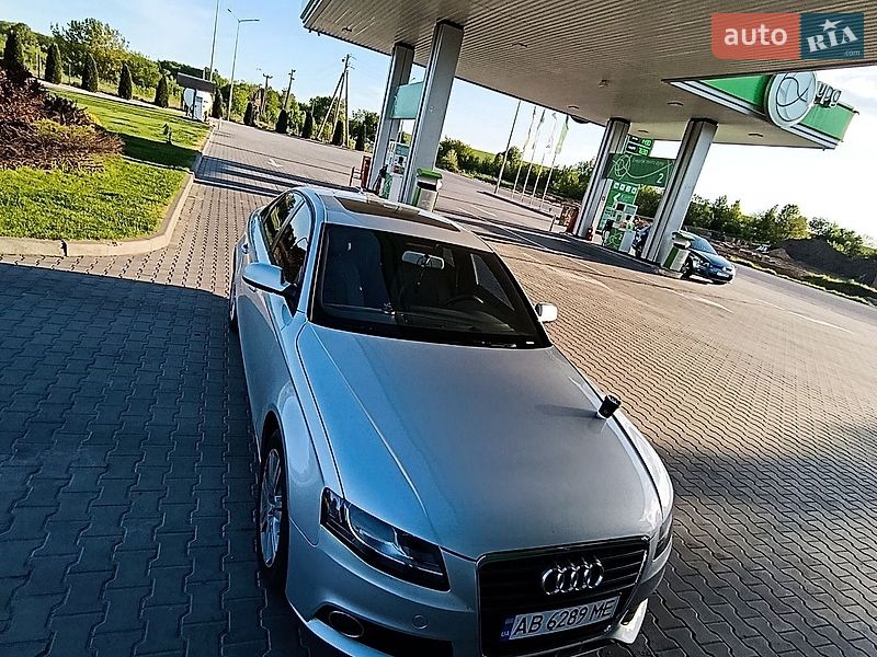 Audi A4 2011