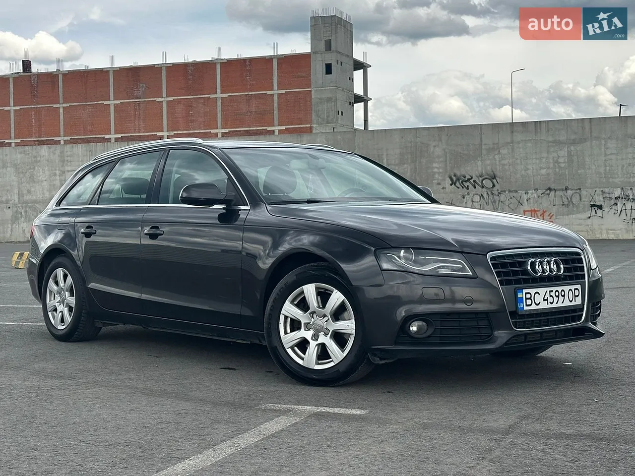 2010 Audi A4 - мініатюра 35