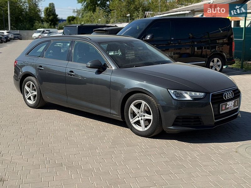 Audi A4 2017