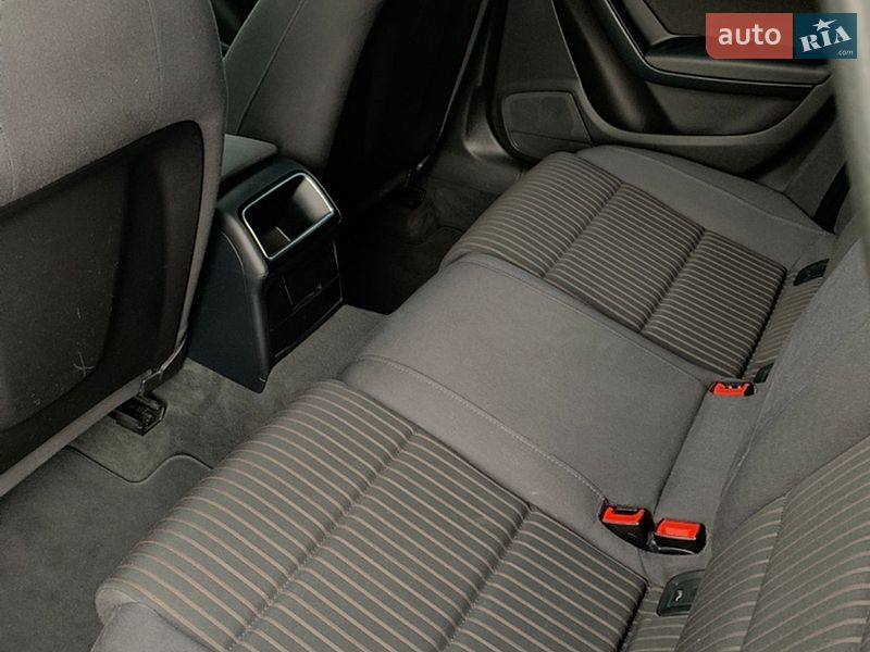 Універсал Audi A4 2014 в Бродах
