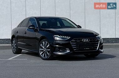 Седан Audi A4 2023 в Киеве