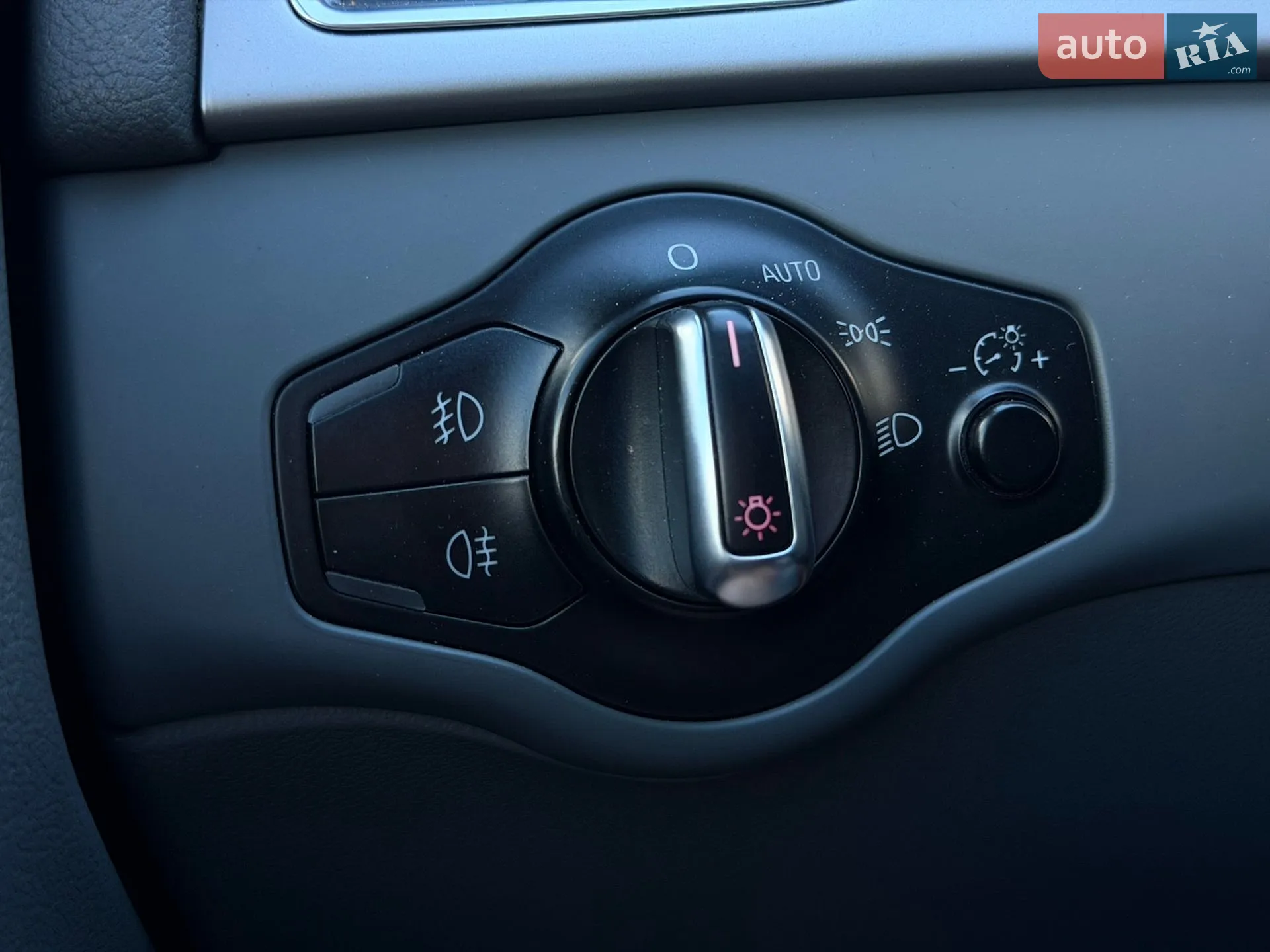 2013 Audi A4 - мініатюра 45