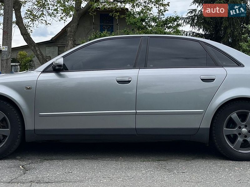Седан Audi A4 2003 в Киеве