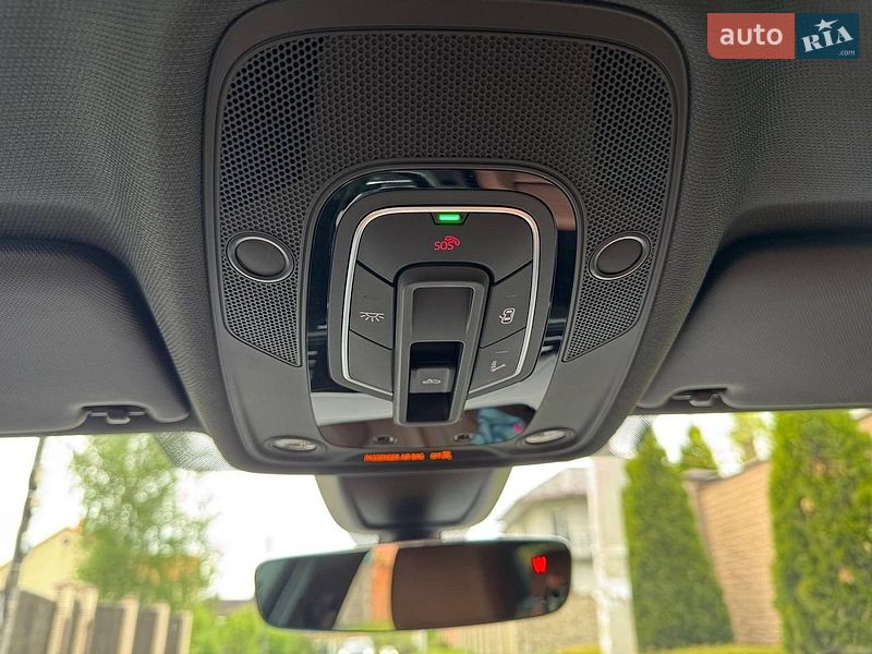 Седан Audi A4 2021 в Виннице