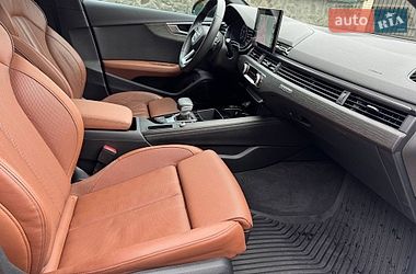 Седан Audi A4 2021 в Виннице