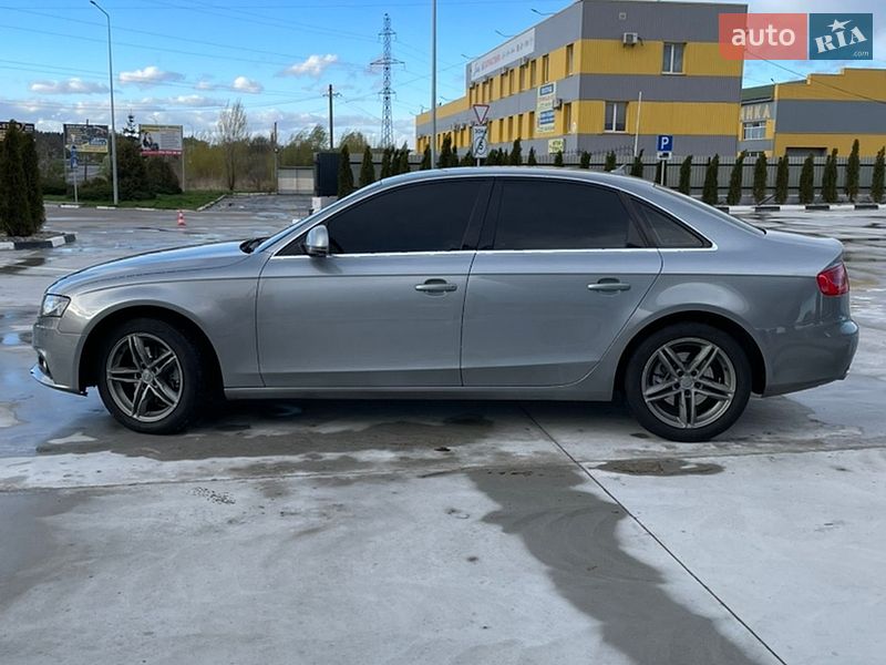 Седан Audi A4 2008 в Звягеле