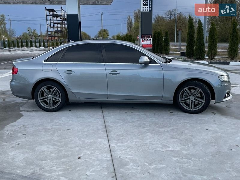 Седан Audi A4 2008 в Звягеле
