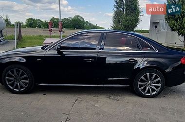 Седан Audi A4 2015 в Рава-Руській