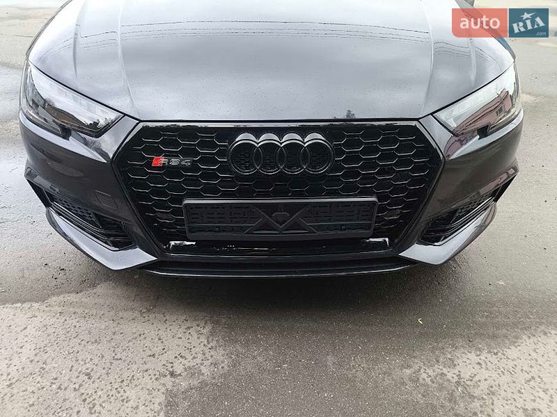 Седан Audi A4 2018 в Сумах