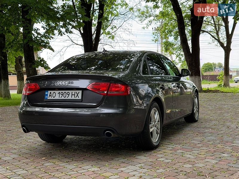 Седан Audi A4 2008 в Тячеве