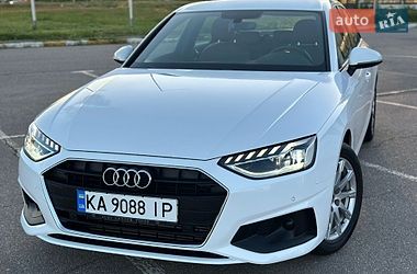 Седан Audi A4 2022 в Одессе
