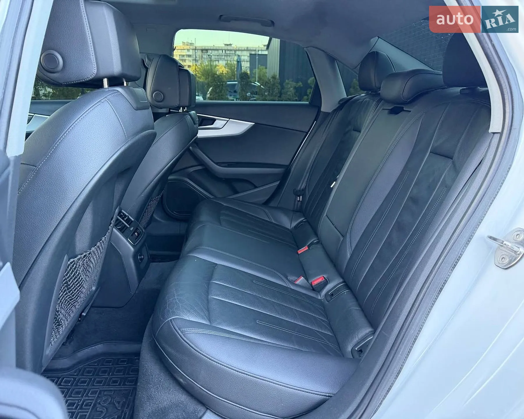 2017 Audi A4 - мініатюра 31