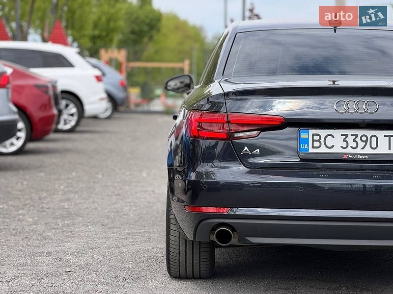 Седан Audi A4 2016 в Львові