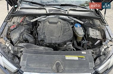 Седан Audi A4 2016 в Львові