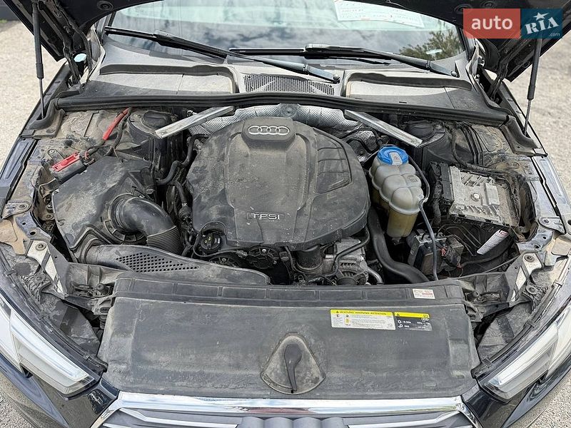 Седан Audi A4 2016 в Львові