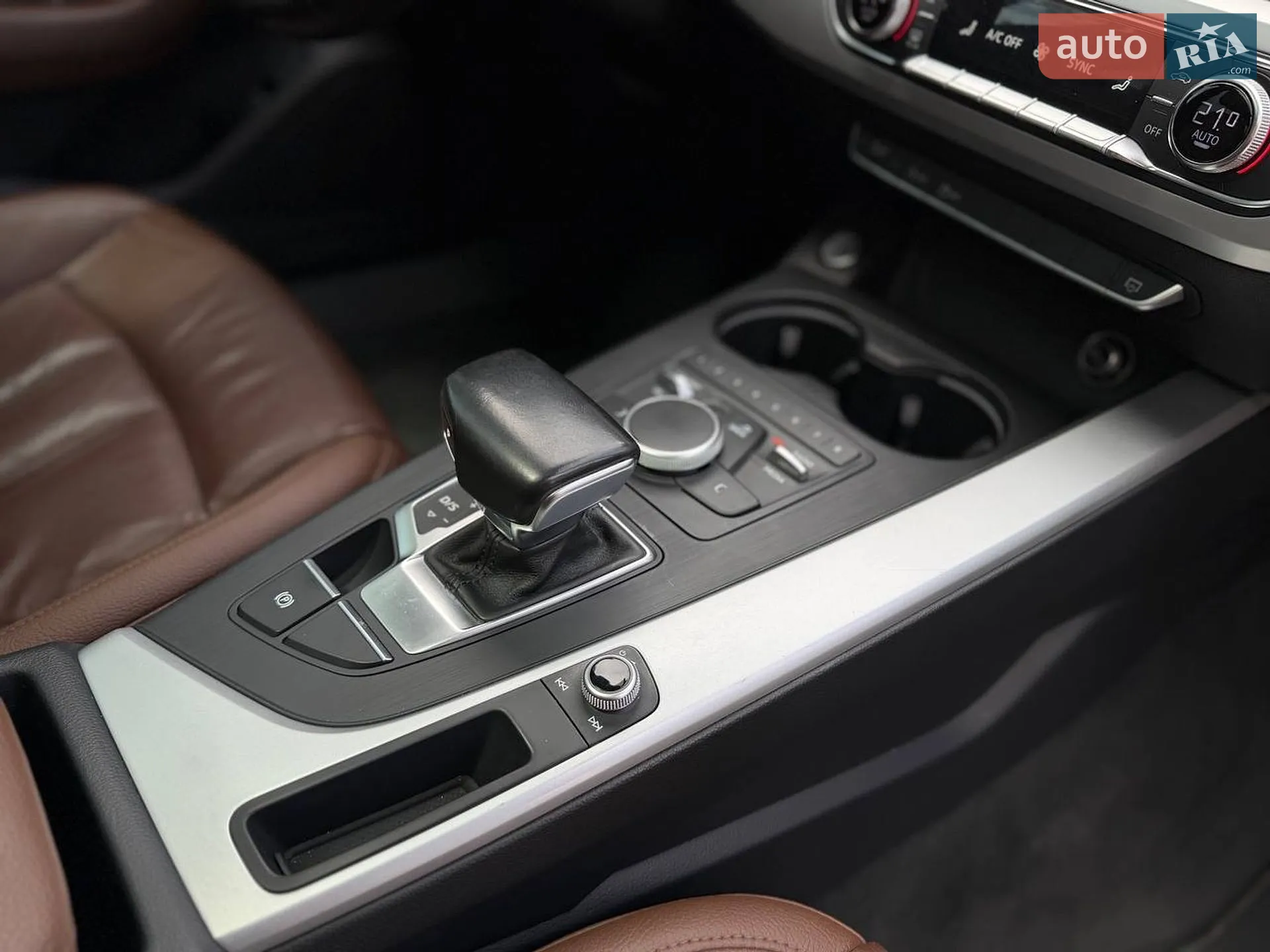 2016 Audi A4 - мініатюра 30