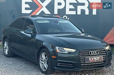 Седан Audi A4 2016 в Львове