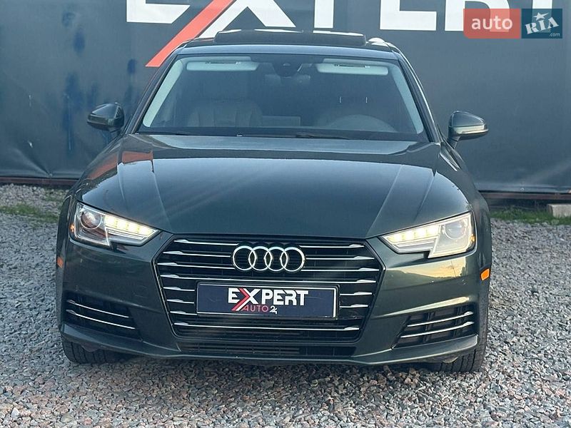 Седан Audi A4 2016 в Львове