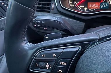 Седан Audi A4 2016 в Львове