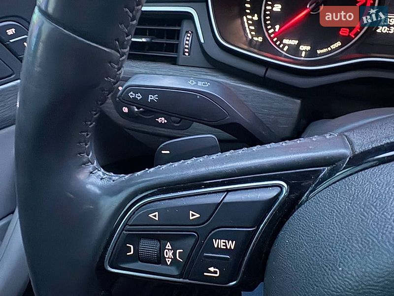 Седан Audi A4 2016 в Львове