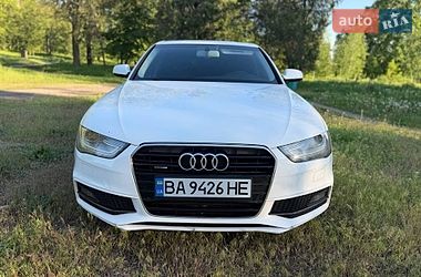 Седан Audi A4 2013 в Александрие