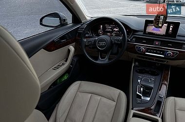 Седан Audi A4 2016 в Львове