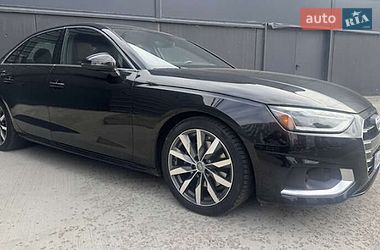 Седан Audi A4 2019 в Львові