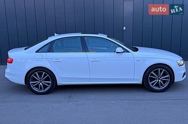 Седан Audi A4 2015 в Рівному