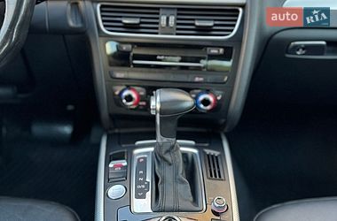 Седан Audi A4 2015 в Рівному