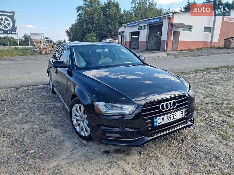 Седан Audi A4 2014 в Киеве