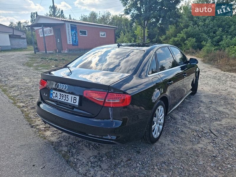 Седан Audi A4 2014 в Золотоноші