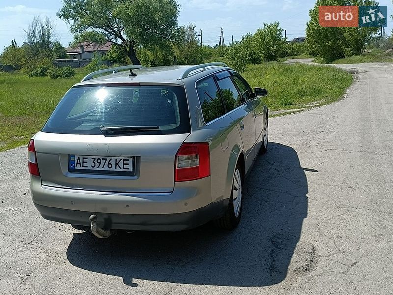 Универсал Audi A4 2003 в Днепре