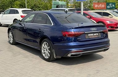 Седан Audi A4 2021 в Львове