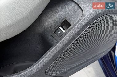 Седан Audi A4 2021 в Львове