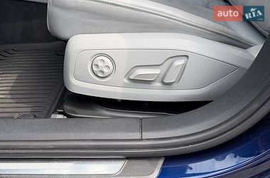 Седан Audi A4 2021 в Львове