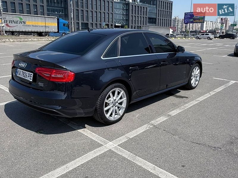 Седан Audi A4 2014 в Киеве
