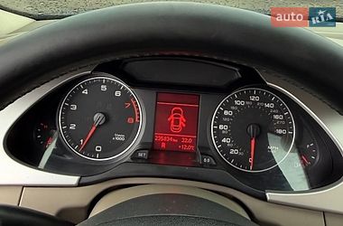 Седан Audi A4 2012 в Днепре
