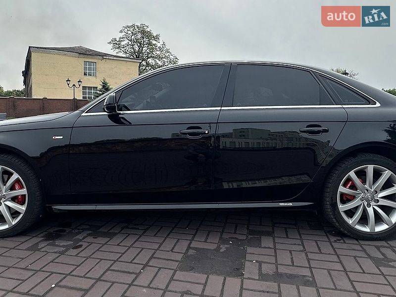 Седан Audi A4 2013 в Дніпрі