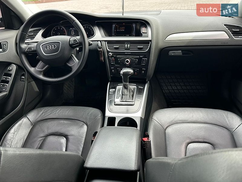 Седан Audi A4 2013 в Дніпрі