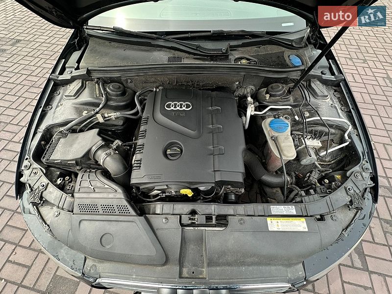 Седан Audi A4 2013 в Дніпрі