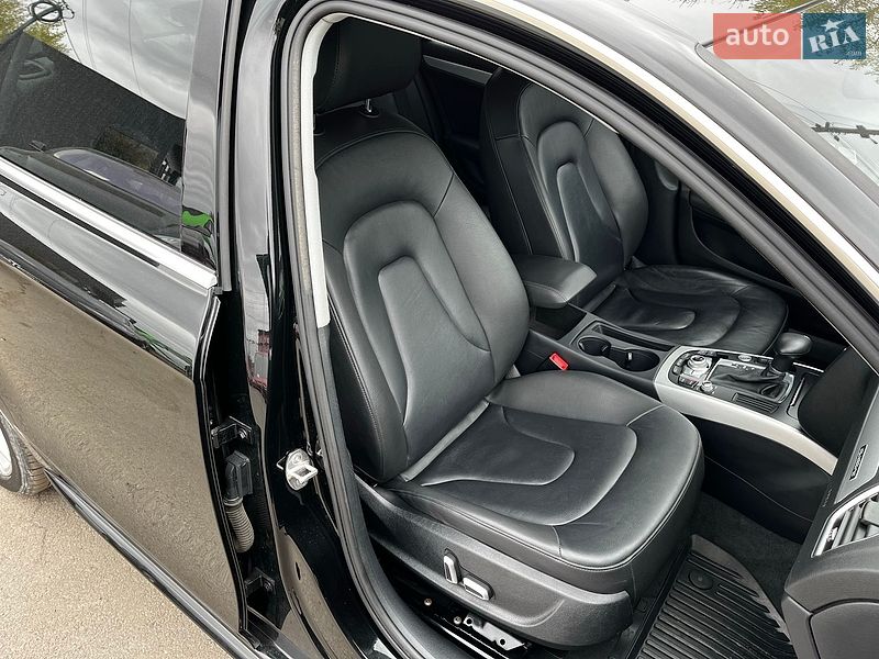 Седан Audi A4 2016 в Луцьку