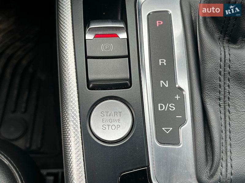Седан Audi A4 2016 в Луцьку