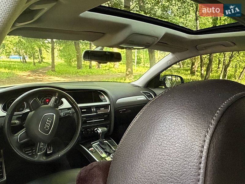 Седан Audi A4 2012 в Сумах