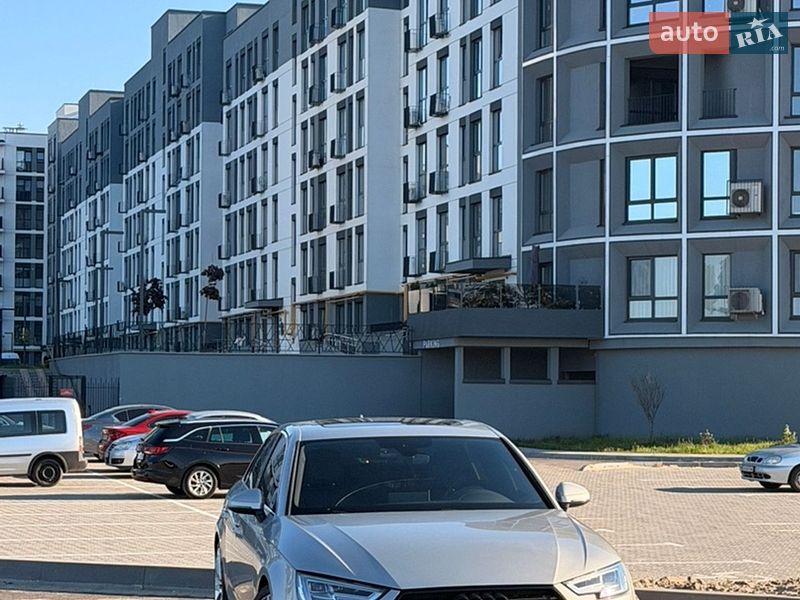 Седан Audi A4 2016 в Черкассах