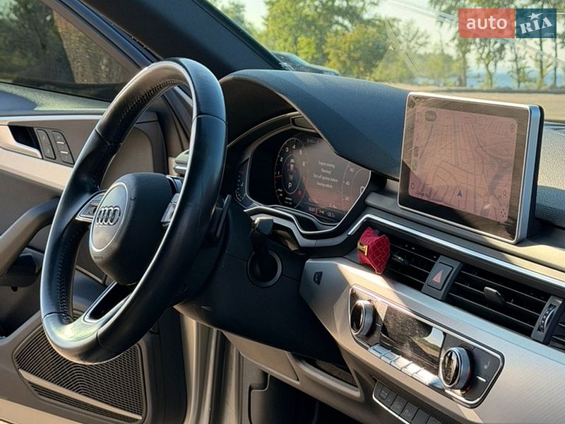 Седан Audi A4 2016 в Черкассах