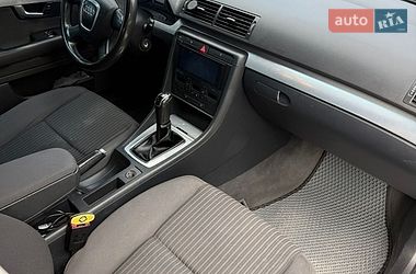 Седан Audi A4 2005 в Косове