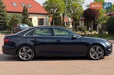 Седан Audi A4 2018 в Ивано-Франковске